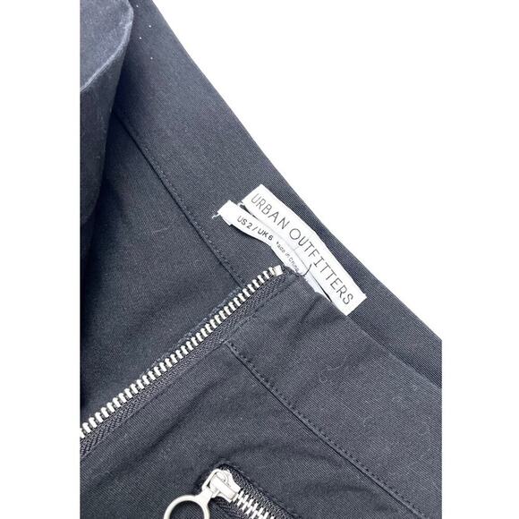 UO Urban Outfitters Black Susie High-Waisted Cropped Zip-Front Pants - Picture 5 of 5